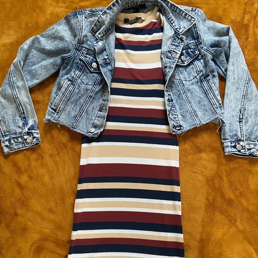 Forever 21 Jean Jacket and Dress Bundle Womens Size Small